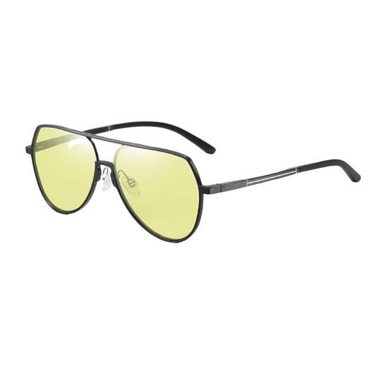 Estilo Clássico e Autêntico, os óculos Aviador feminino trazem um visual vintage e moderno ao mesmo tempo, perfeitos para quem quer destacar personalidade com conforto e proteção UV. Envio Rápido e Fácil, embalagem personalizado.