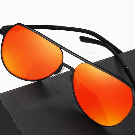 Estilo Clássico e Autêntico, os óculos Aviador feminino trazem um visual vintage e moderno ao mesmo tempo, perfeitos para quem quer destacar personalidade com conforto e proteção UV. Envio Rápido e Fácil, embalagem personalizado.