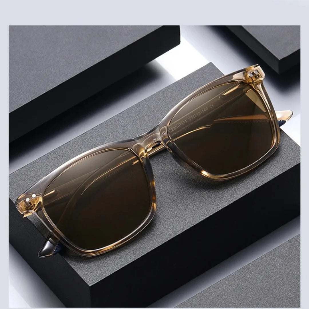 Estilo Clássico e Autêntico, os óculos redondo feminino trazem um visual vintage e moderno ao mesmo tempo, perfeitos para quem quer destacar personalidade com conforto e proteção UV. Envio Rápido e Fácil, embalagem personalizado.