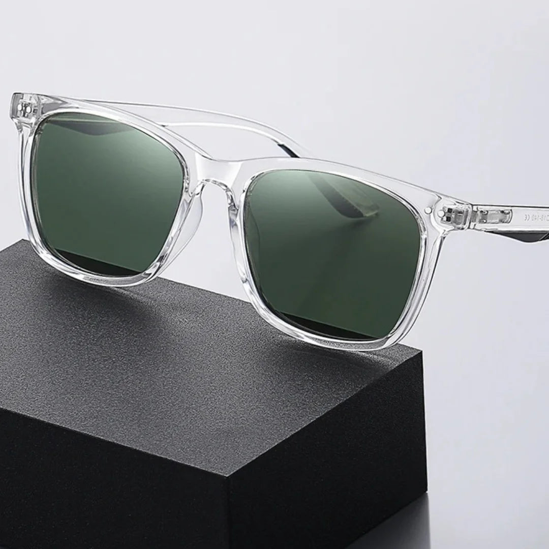 Estilo Clássico e Autêntico, os óculos redondo feminino trazem um visual vintage e moderno ao mesmo tempo, perfeitos para quem quer destacar personalidade com conforto e proteção UV. Envio Rápido e Fácil, embalagem personalizado.