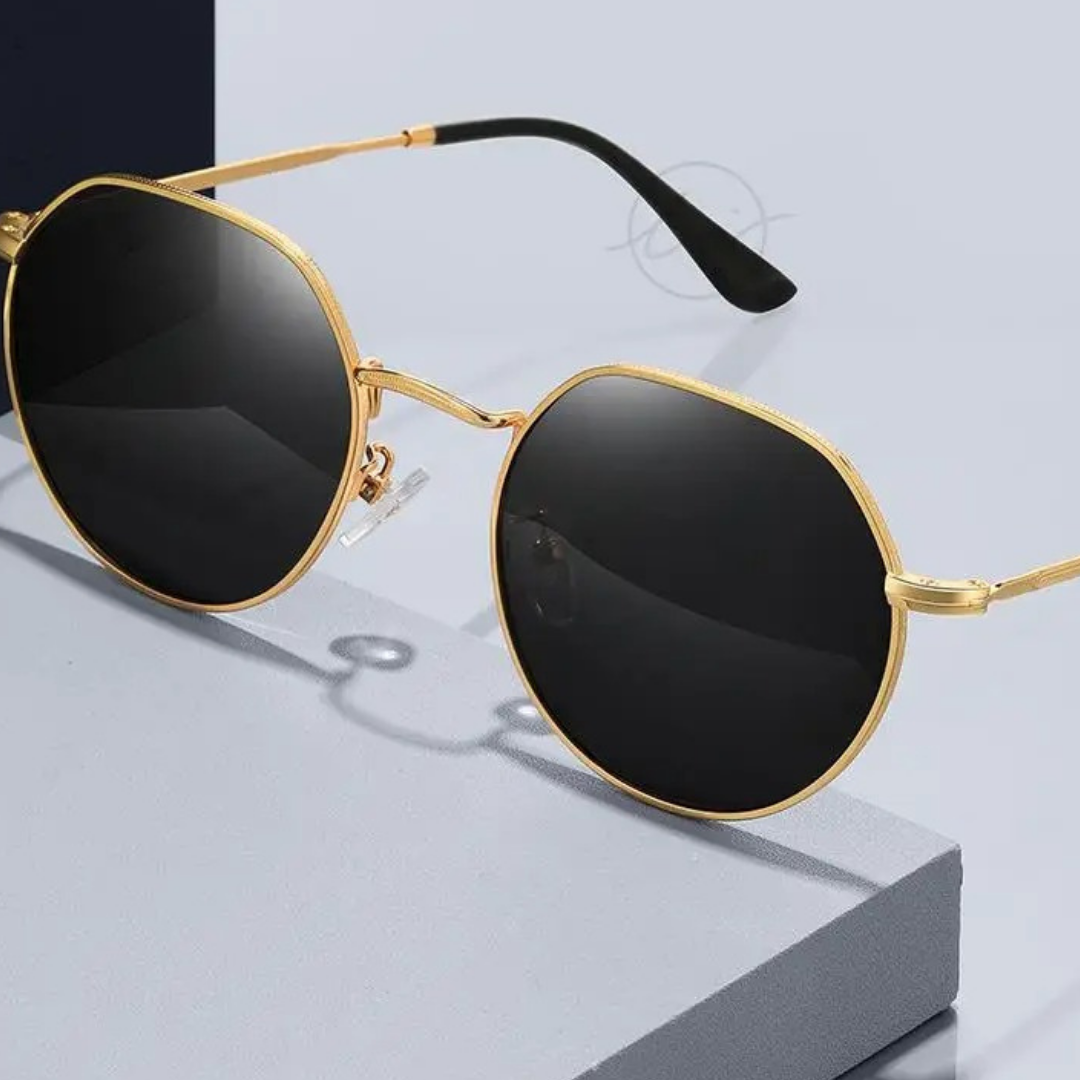 Estilo Clássico e Autêntico, os óculos redondo feminino trazem um visual vintage e moderno ao mesmo tempo, perfeitos para quem quer destacar personalidade com conforto e proteção UV. Envio Rápido e Fácil, embalagem personalizado.