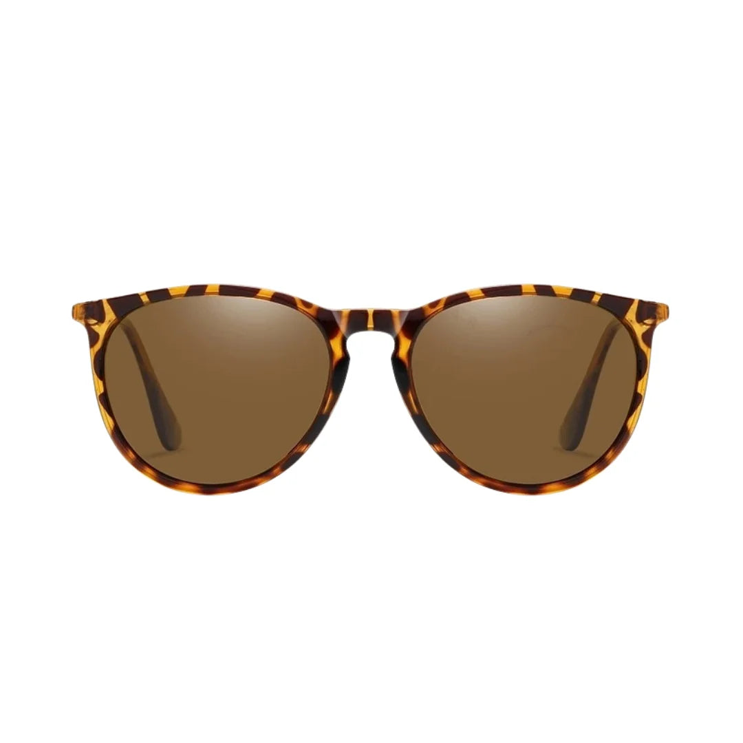 Visual Retrô e Cheio de Personalidade, os óculos redondo são perfeitos para quem busca um estilo vintage com um toque moderno. Destaque-se com um design icônico que combina autenticidade e atitude. Envio Rápido e Fácil, embalagem personalizada.