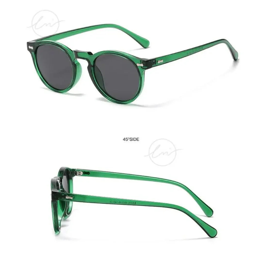Estilo Clássico e Autêntico, os óculos redondo feminino trazem um visual vintage e moderno ao mesmo tempo, perfeitos para quem quer destacar personalidade com conforto e proteção UV. Envio Rápido e Fácil, embalagem personalizado.