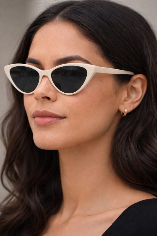 Óculos de Sol Gatinho Kely Branco - UV400